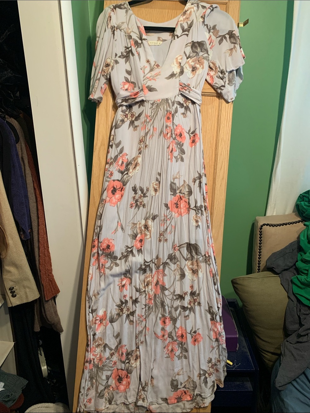 ILLA ILLA Light Gray Maxi Dress with Coral Floral Accents
